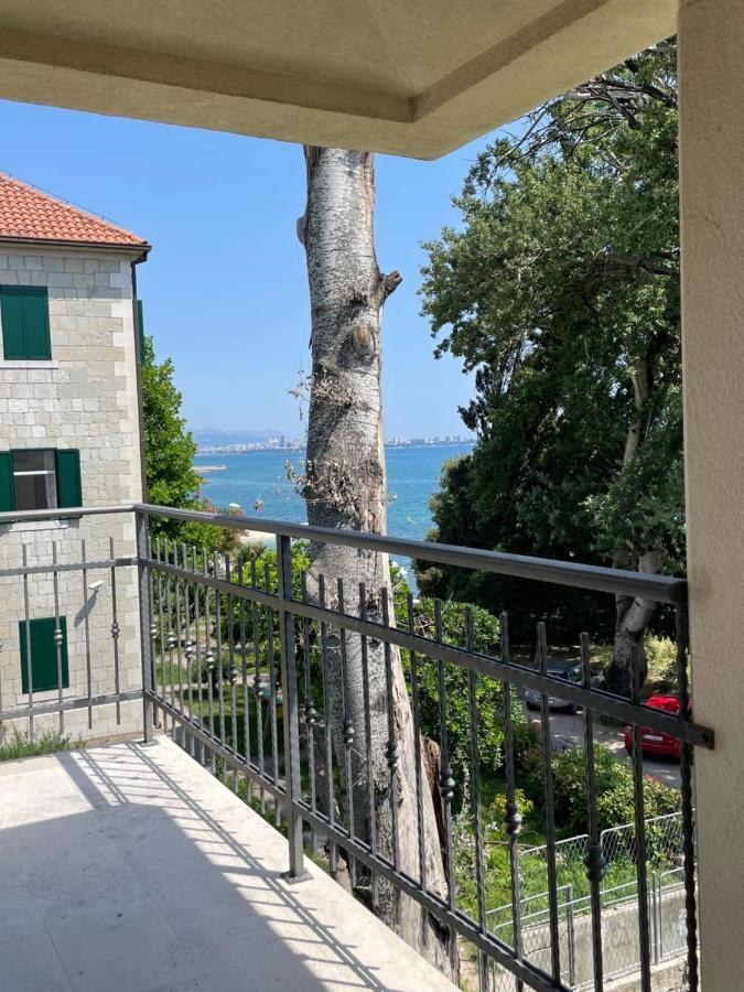 Seaside Apartments Kastela Bagian luar foto