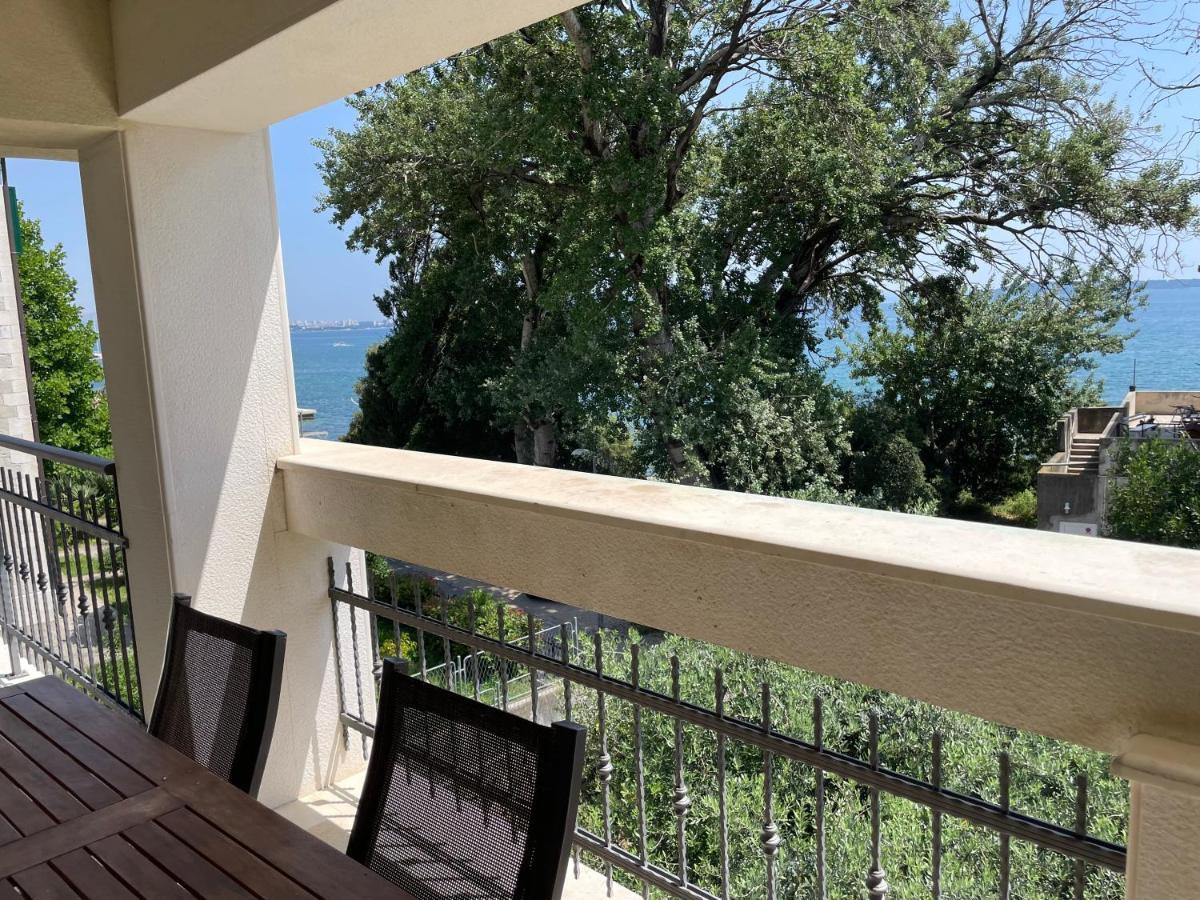 Seaside Apartments Kastela Bagian luar foto