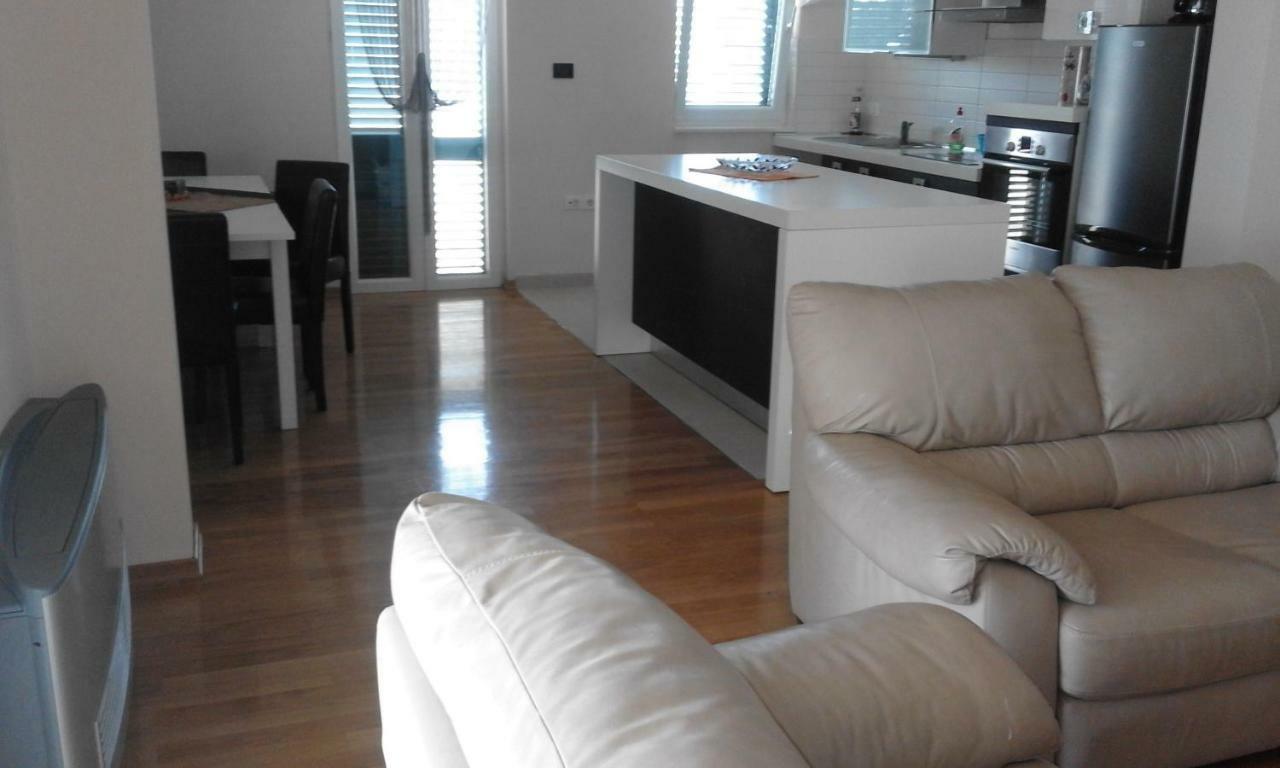 Seaside Apartments Kastela Bagian luar foto